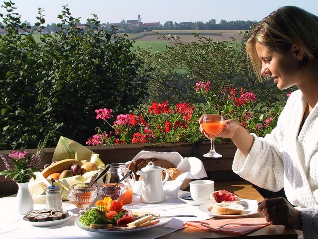 Anetseder Landhotel & Lofts Thyrnau Bagian luar foto