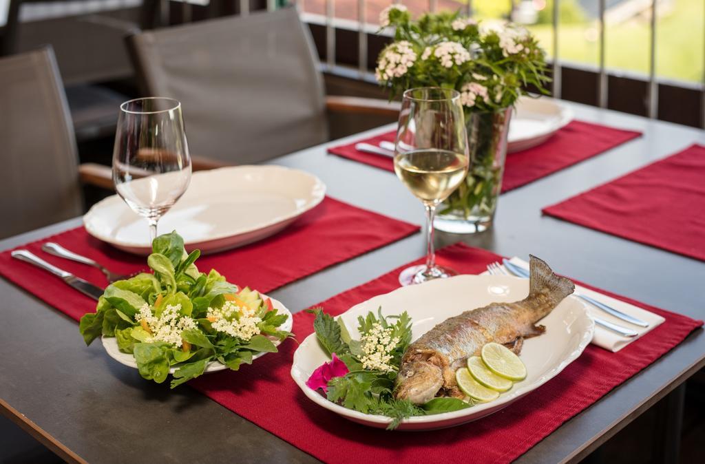 Anetseder Landhotel & Lofts Thyrnau Bagian luar foto